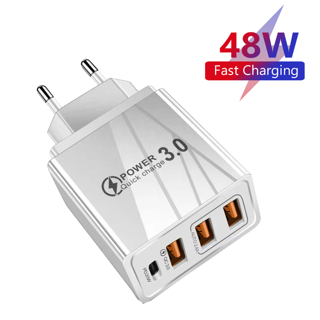 Cargador 48W de tres puertos